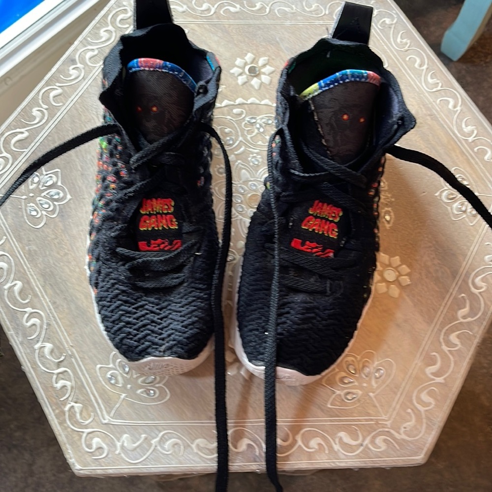 Nike LeBron 17'James Gang' GS Black/Black/Multi Color